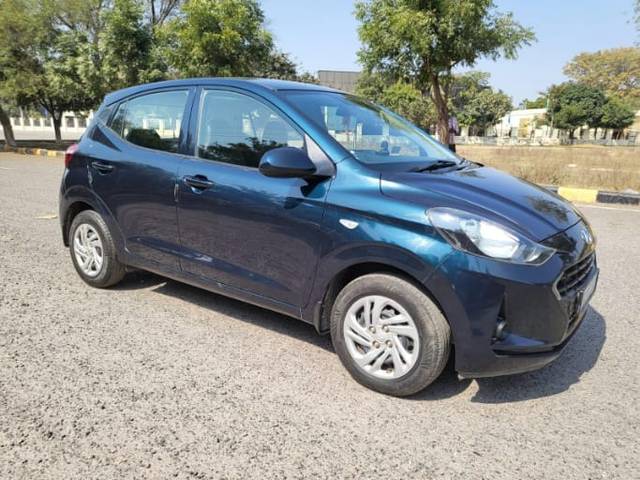 https://images10.gaadi.com/usedcar_image/3940638/original/bcaa826d242b917c4b491b66bb807fb9.jpg?imwidth=6400