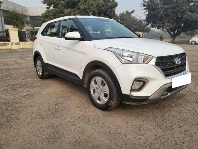 https://images10.gaadi.com/usedcar_image/3940681/original/756234815ab5c7b22c34d391deb71b1f.jpg?imwidth=6400