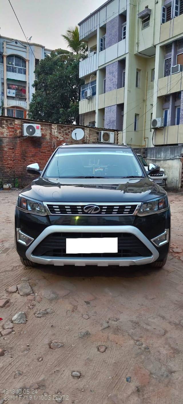 https://images10.gaadi.com/usedcar_image/3942903/original/processed_1136fe8b8f8ac5bfd86db1a89d2da615.jpg?imwidth=6400