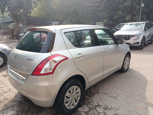 https://images10.gaadi.com/usedcar_image/3943837/original/processed_31d70b13b90ff955727bbd356a42b2bd.jpg?imwidth=6401