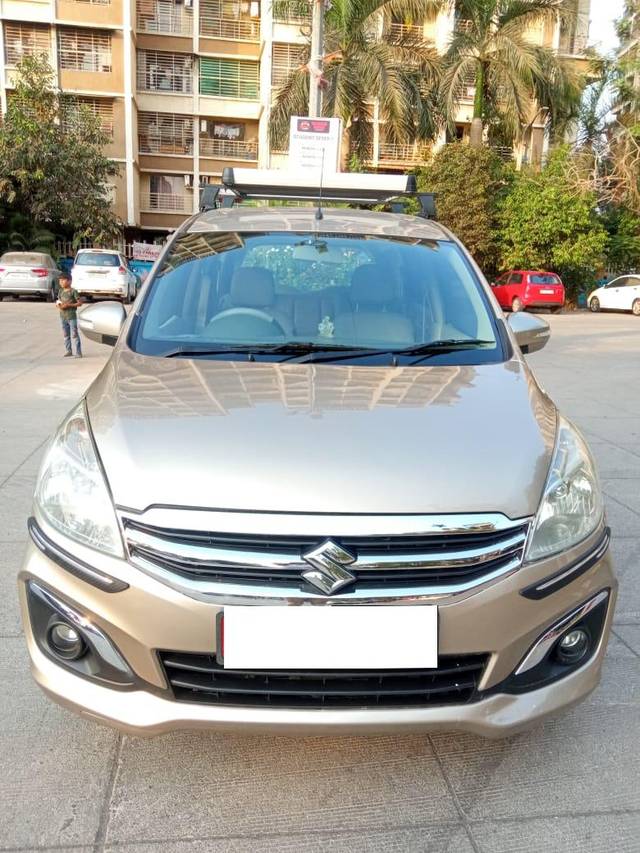 https://images10.gaadi.com/usedcar_image/3945055/original/processed_d77447e576ca86a1b0b9dad009fc44e1.jpg?imwidth=6402