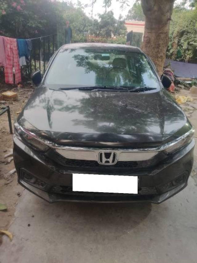 https://images10.gaadi.com/usedcar_image/3946171/original/processed_235f53f4-2e30-4008-bac9-b170e1f5fb26.jpg?imwidth=6400