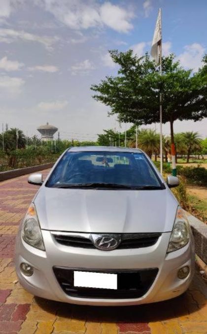 Hyundai i20 1.2 Asta Option with Sunroof