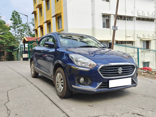 https://images10.gaadi.com/usedcar_image/3947033/original/processed_971bf33b7768400858d370089ec65eb7.jpg?imwidth=6400