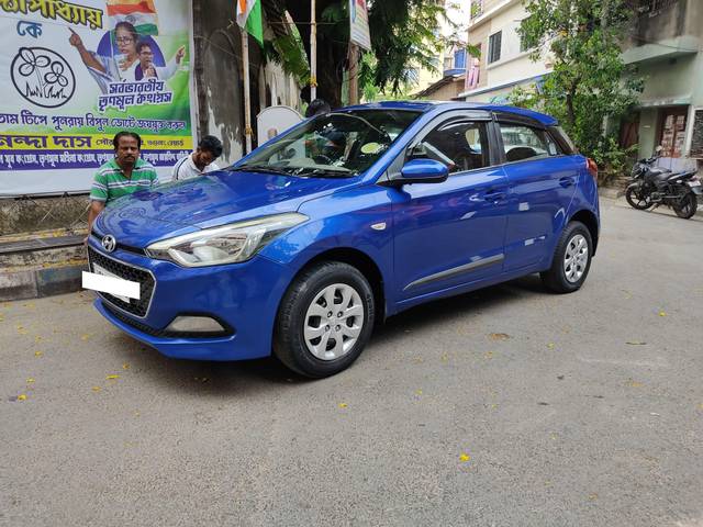 https://images10.gaadi.com/usedcar_image/3947442/original/processed_a09dd9dbc08e922d960fa8e49f5df151.jpg?imwidth=6400