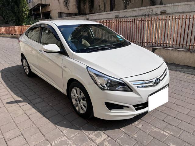 https://images10.gaadi.com/usedcar_image/3950042/original/processed_149b8702e7dd27f6902b649b8acf47fe.jpg?imwidth=6400