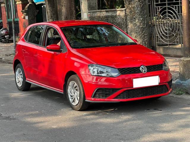 https://images10.gaadi.com/usedcar_image/3950448/original/processed_ee106898ad60a891118c2397332aca66.jpg?imwidth=6400