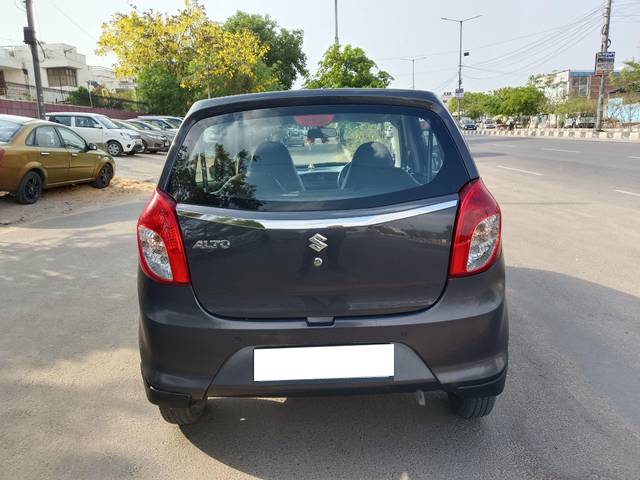 https://images10.gaadi.com/usedcar_image/3954616/original/processed_6c1f29bbb0df5172a4b2a71c510845e4.jpg?imwidth=6401