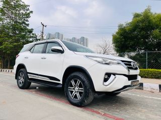 Toyota Fortuner 2016-2021 Toyota Fortuner 2.8 2WD AT