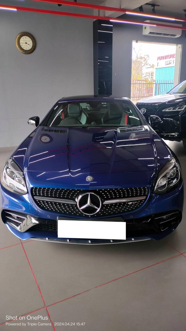 https://images10.gaadi.com/usedcar_image/3957003/original/processed_4a6d443bae5d26636988e6870e2d0e95.jpg?imwidth=6400