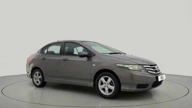 https://images10.gaadi.com/usedcar_image/3957120/original/222ad012b3d3808a695785eda80550e1.jpg?imwidth=6400