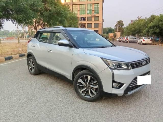 https://images10.gaadi.com/usedcar_image/3958164/original/576fe3d9eae8aa1059ba32c930f6fc80.jpg?imwidth=6400