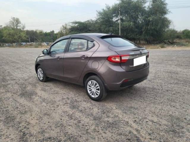 https://images10.gaadi.com/usedcar_image/3958237/original/processed_258c907ca7d05d308fea2a5a3375b307.jpg?imwidth=6402