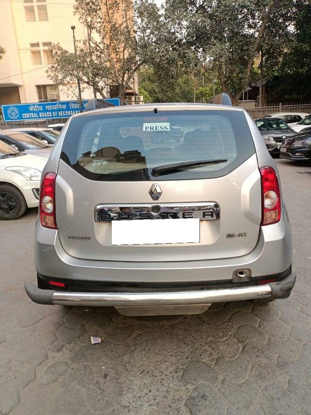 https://images10.gaadi.com/usedcar_image/3958432/original/processed_d4c20a29be74aca2ac0818932966345b.jpg?imwidth=6401