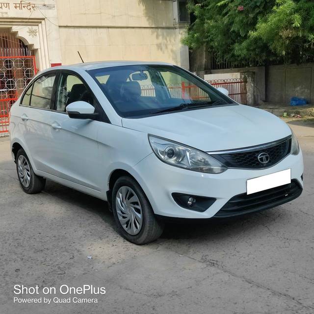 https://images10.gaadi.com/usedcar_image/3959063/original/processed_7e8170a841644cba8711378239c9c7f3.jpg?imwidth=6400