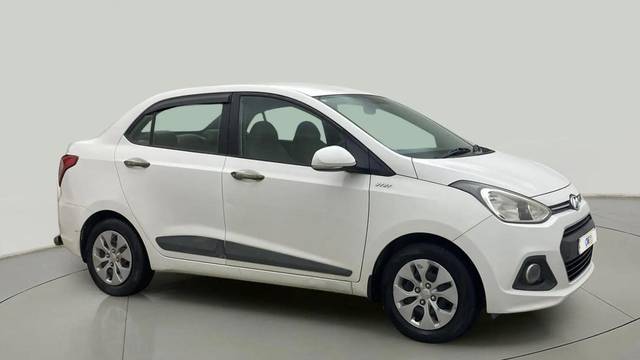 https://images10.gaadi.com/usedcar_image/3960077/original/a02aa8a2fb4e6799c10513c5bafac6a4.jpg?imwidth=6400