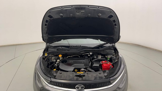 Second-hand 2022 Tata Altroz XZ Plus for sale in Kolkata-8