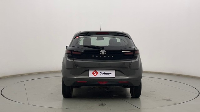Second-hand 2022 Tata Altroz XZ Plus for sale in Kolkata-4