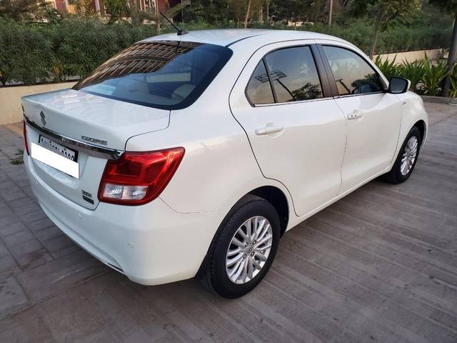 https://images10.gaadi.com/usedcar_image/3961548/original/processed_9dd2b00f4102ff9917a1516628cd4d58.jpg?imwidth=6402