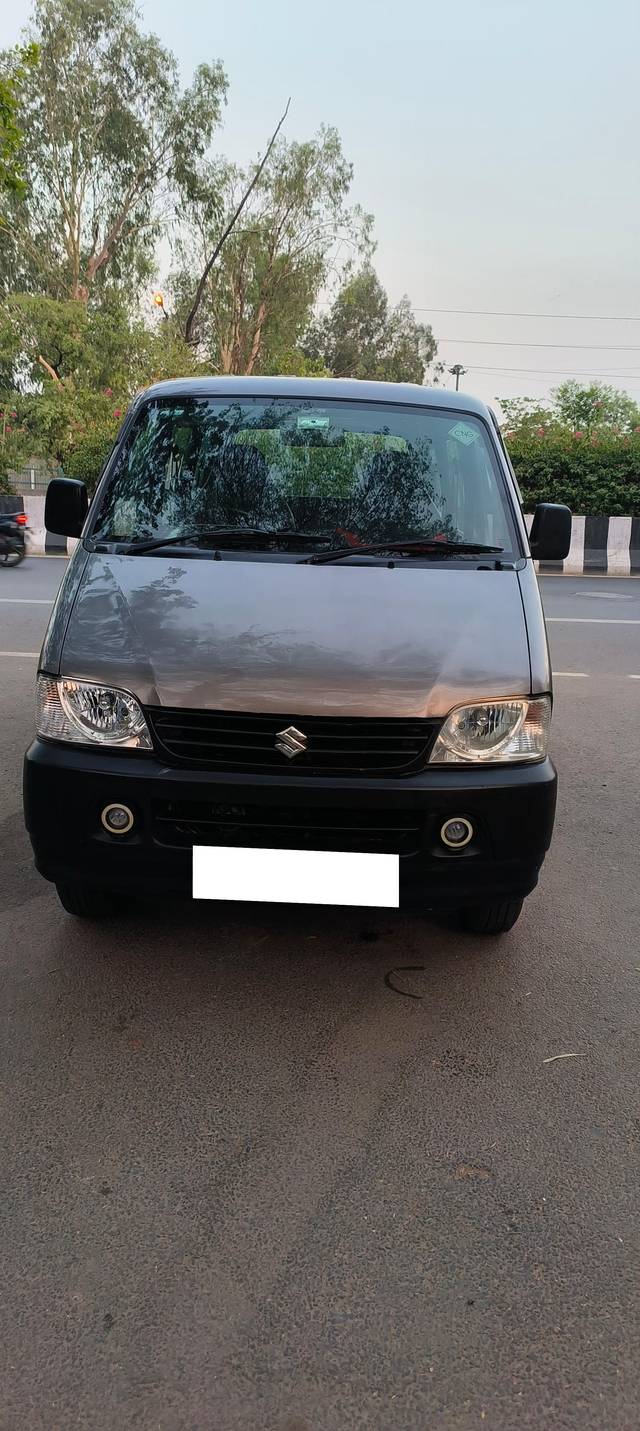 https://images10.gaadi.com/usedcar_image/3962413/original/processed_962621ae073ad711321ca3e257060358.jpg?imwidth=6400