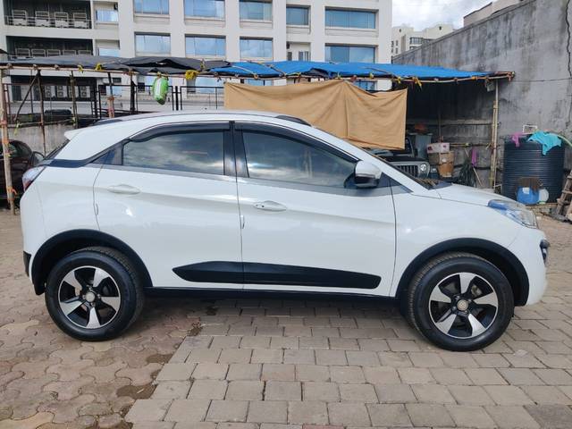 https://images10.gaadi.com/usedcar_image/3963557/original/0132710da1fcadf0e876ff477be636f3.jpeg?imwidth=6401