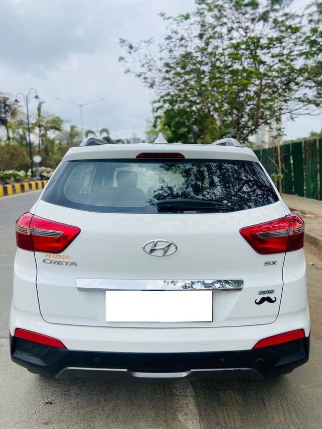 https://images10.gaadi.com/usedcar_image/3967077/original/processed_a9e85c6b35e07d7f79dd454222843053.jpg?imwidth=6402