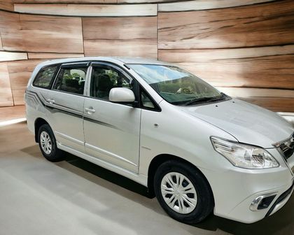 Toyota Innova 2.5 GX (Diesel) 8 Seater BS IV