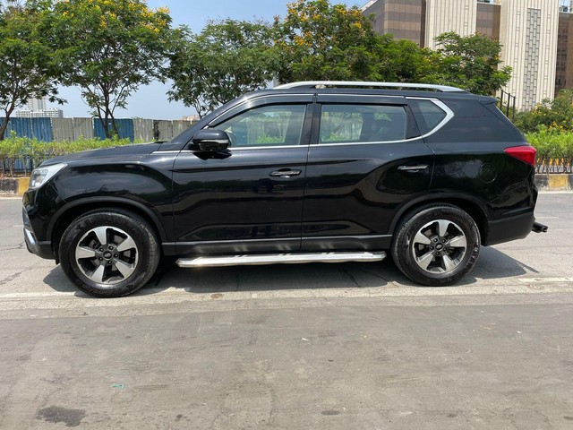 Second-hand 2019 Mahindra Alturas G4 4X4 AT BSIV for sale in Mumbai-5