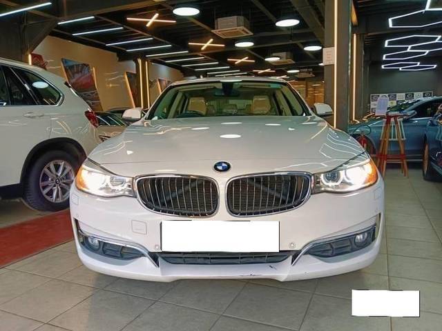 https://images10.gaadi.com/usedcar_image/3968584/original/processed_373b250b0ac4b88c79d5a3dc98d71f57.jpg?imwidth=6400