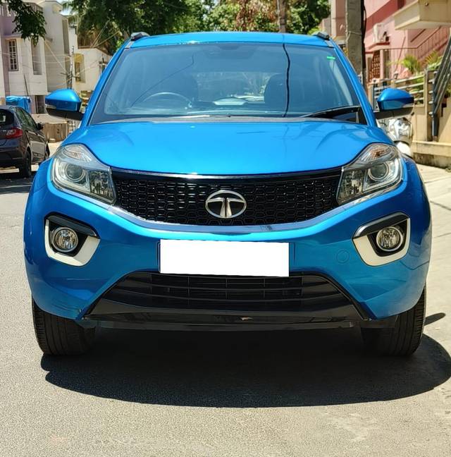 https://images10.gaadi.com/usedcar_image/3968585/original/processed_fa10fef8b415be8cf718bb11b59197db.jpg?imwidth=6400