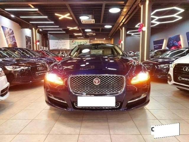 https://images10.gaadi.com/usedcar_image/3969392/original/processed_74588c3920392c0eb5e585571ce06ac8.jpg?imwidth=6400