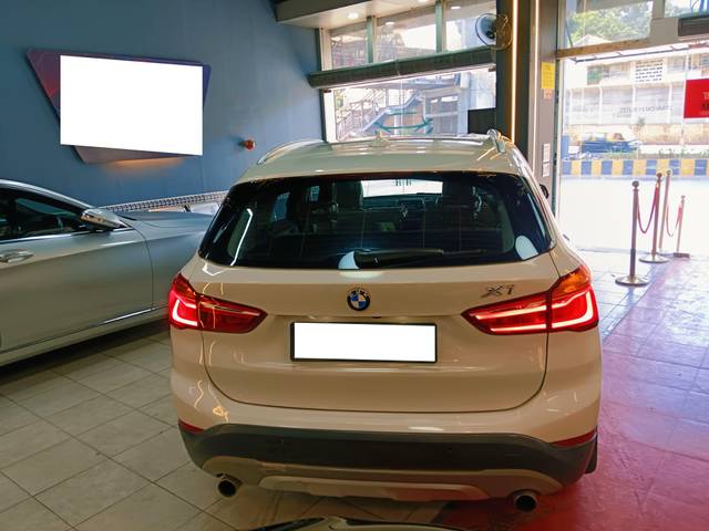 https://images10.gaadi.com/usedcar_image/3970490/original/processed_a4d763d40c950c6d7e8896d9f82d89b6.jpg?imwidth=6401