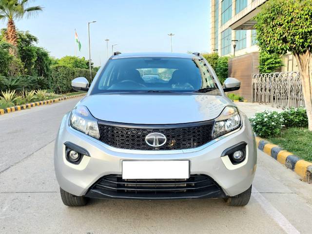 https://images10.gaadi.com/usedcar_image/3971298/original/processed_ed44fdea1bd1b60be17a28aada4ec6cd.jpg?imwidth=6400