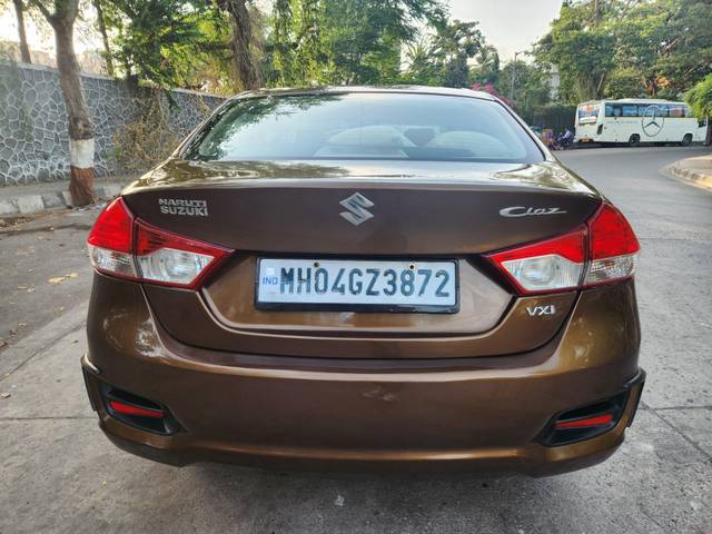 https://images10.gaadi.com/usedcar_image/3972248/original/processed_cf7224a3390725df1c77adff62c847b3.jpg?imwidth=6402