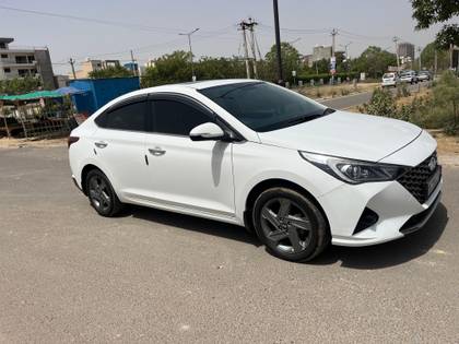 Hyundai Verna SX Hyundai Verna SX