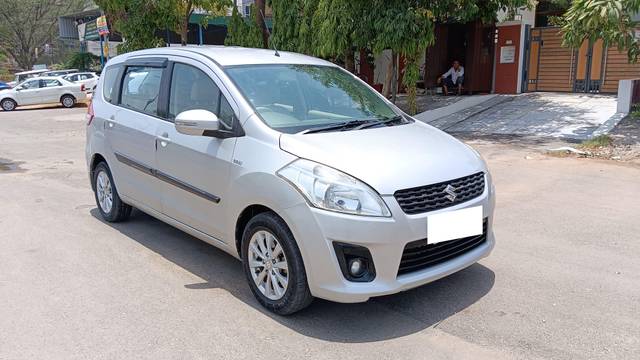 https://images10.gaadi.com/usedcar_image/3973286/original/processed_ab42d703be67aeb639a9760f6c4084b1.jpg?imwidth=6400