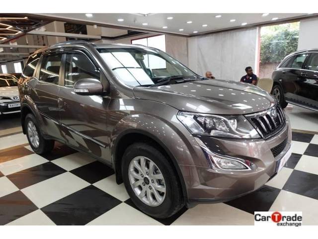 https://images10.gaadi.com/usedcar_image/3974148/original/processed_2d3e620130168762ec954b4e3224c96c.jpg?imwidth=6400