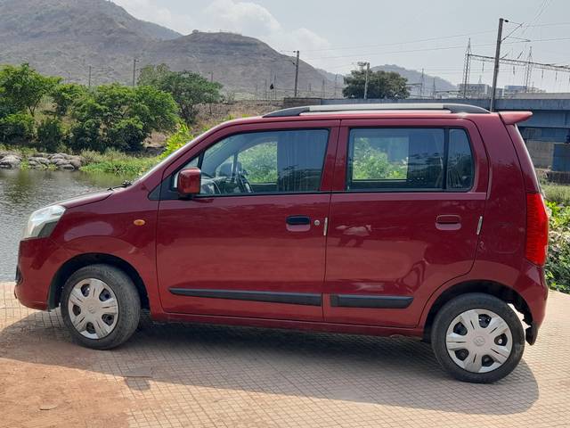 https://images10.gaadi.com/usedcar_image/3974289/original/fb9cd0b57f30b20fb7c18e10300e6249.jpg?imwidth=6402