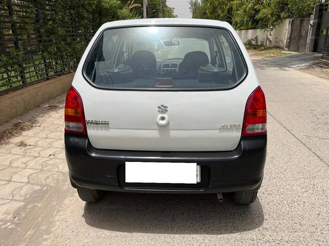 https://images10.gaadi.com/usedcar_image/3974863/original/processed_4fe0f9a6173ef61df288177f5809c337.jpg?imwidth=6402