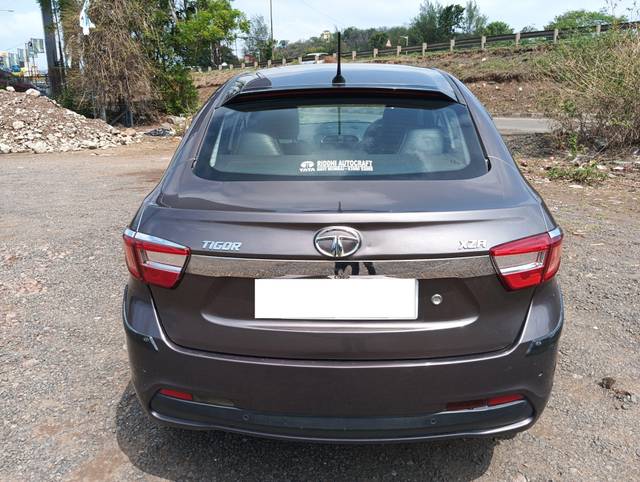 https://images10.gaadi.com/usedcar_image/3975724/original/processed_d55b7ce3cb1dfd190ee74d18aad4c3dc.jpg?imwidth=6402