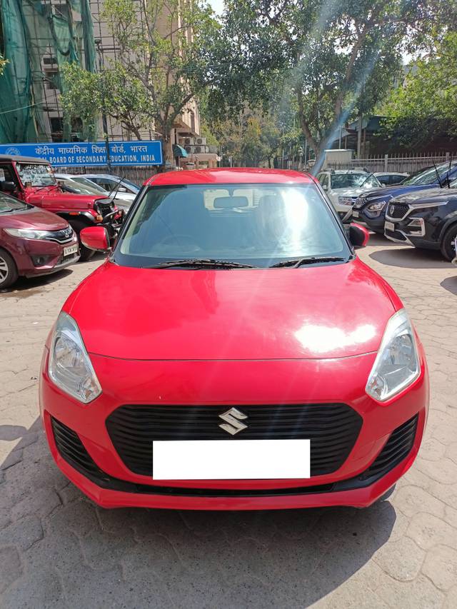 https://images10.gaadi.com/usedcar_image/3976598/original/processed_9f1a2322f5bd6d789e3414589a158658.jpg?imwidth=6400