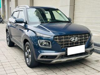 Hyundai Venue 2019-2022 Hyundai Venue SX Dual Tone Diesel BSIV
