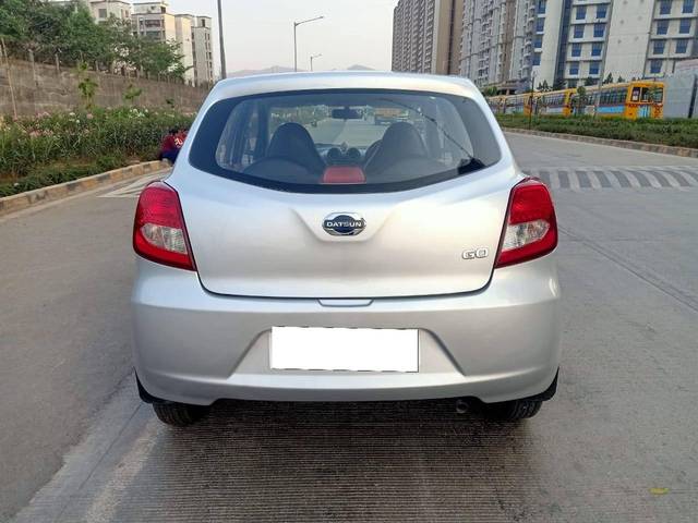 https://images10.gaadi.com/usedcar_image/3979990/original/processed_6e4019d5b74626d38d14221ac95d7481.jpg?imwidth=6402