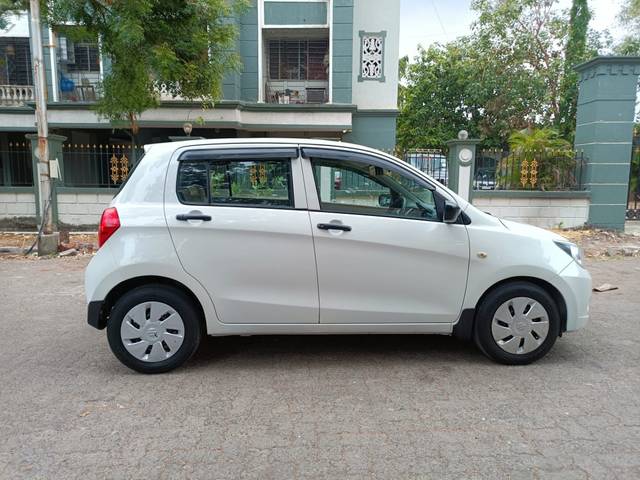 https://images10.gaadi.com/usedcar_image/3983039/original/3f6553f2f94c80cb9dc12262994fab90.jpg?imwidth=6401