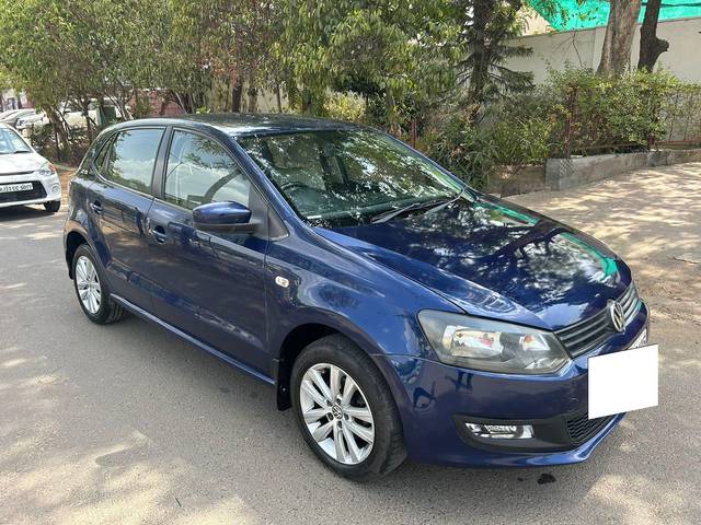 https://images10.gaadi.com/usedcar_image/3983764/original/processed_5b4b875a3f3622bff42378ba94be1b60.jpg?imwidth=6400