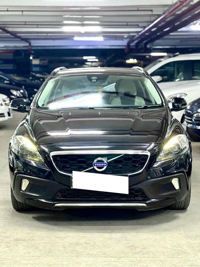 https://images10.gaadi.com/usedcar_image/3984276/original/processed_f3b518dfe74e191962f7111c054597b0.jpg?imwidth=6402