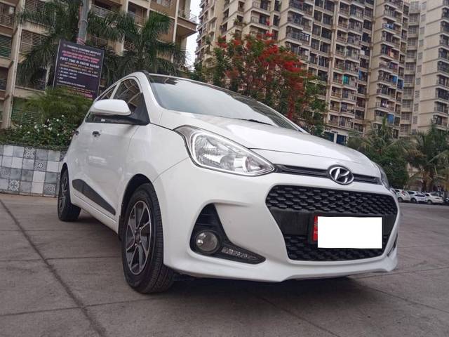 https://images10.gaadi.com/usedcar_image/3984665/original/processed_4fc0aae01dcce790308c521d35c47416.jpg?imwidth=6401