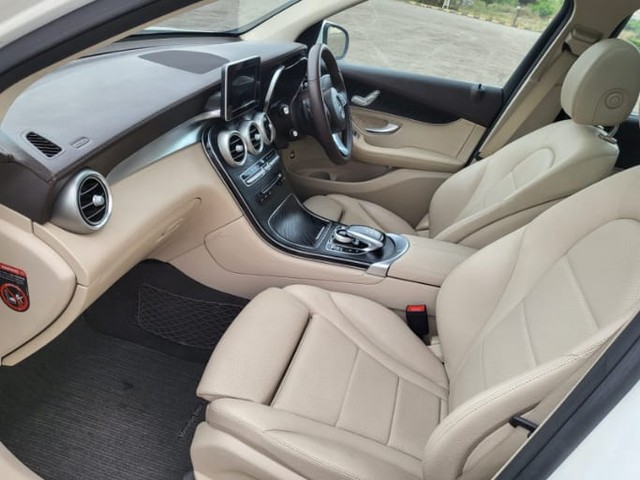 Second-hand 2019 Mercedes-Benz GLC 220d 4MATIC for sale in Faridabad-12
