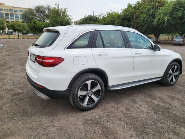 Second-hand 2019 Mercedes-Benz GLC 220d 4MATIC for sale in Faridabad-9