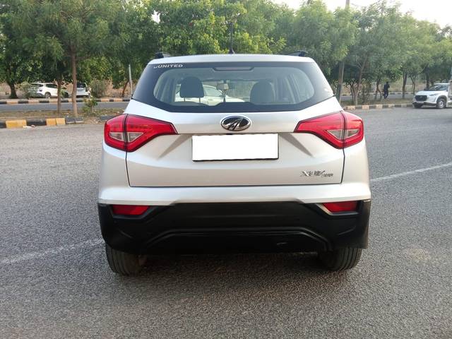 https://images10.gaadi.com/usedcar_image/3988217/original/processed_87ccc7b9b4fac8aa81e27ca9d4f08f68.jpg?imwidth=6401